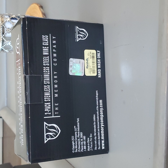 Seahawks stainless steel wine glass - Picture 2 of 2